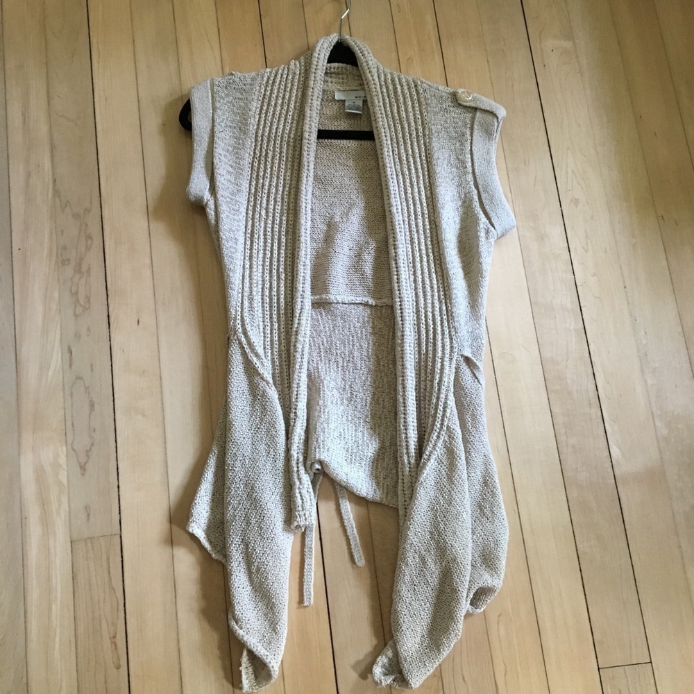WDNY Sleeveless Sweater Medium